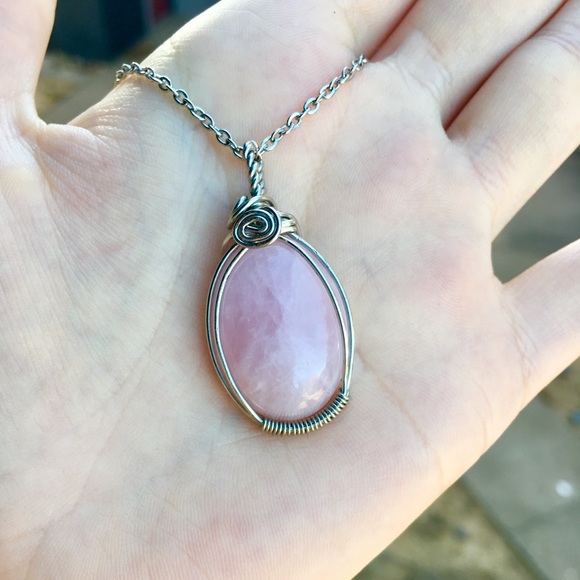 Gemstone Necklace Rose Quartz Handmade Wire Wrap - Picture 2 of 5